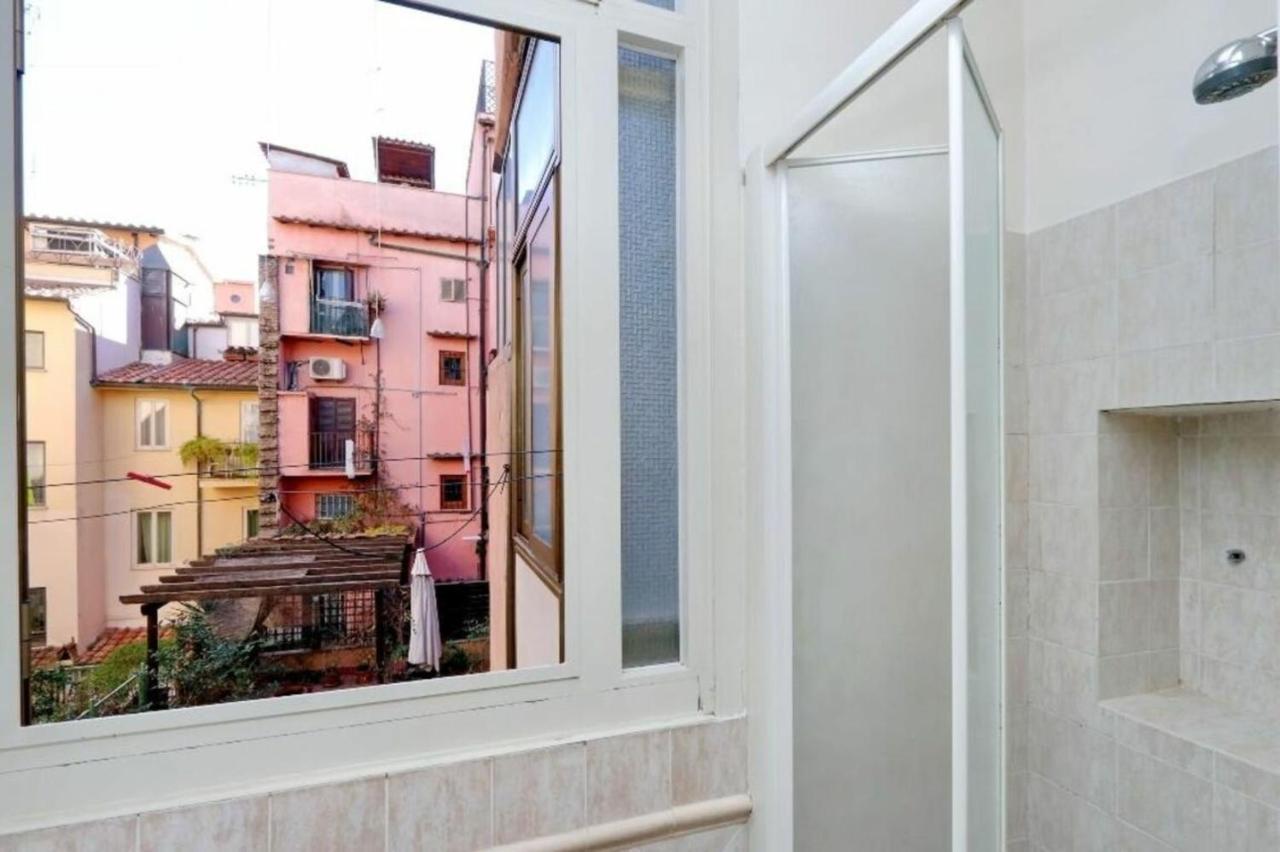 Apartment Borgo Vittorio Rom